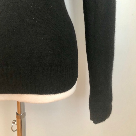 Classic Black Josef V-Neck Cashmere Cardigan - Picture 10 of 11